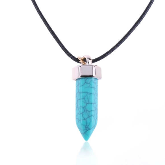 🎈SALE🎈🆕🦋Turquoise Stone Necklace - Picture 2 of 7